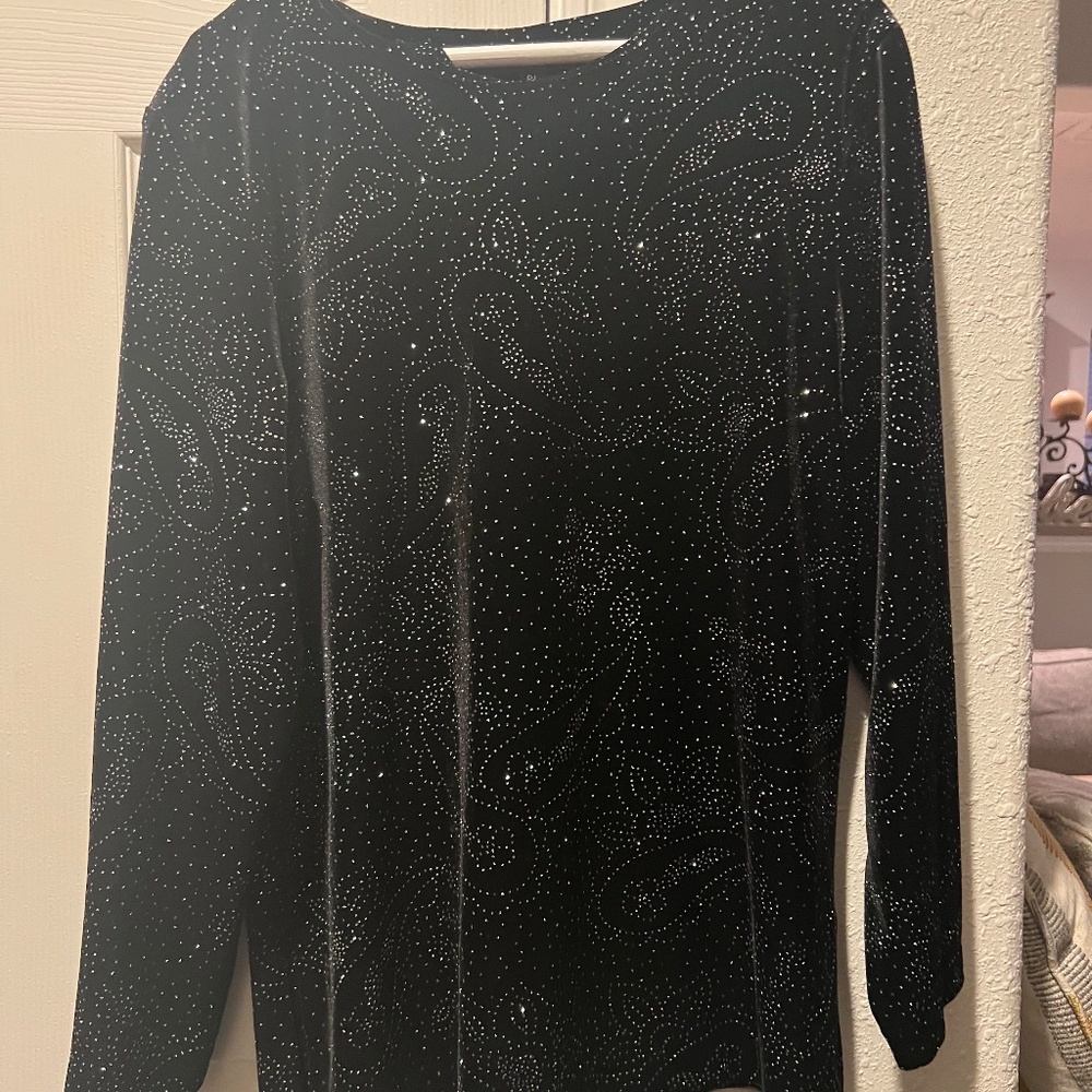 Black Velvet Night attire Briggs New York PL Top and velvet pants